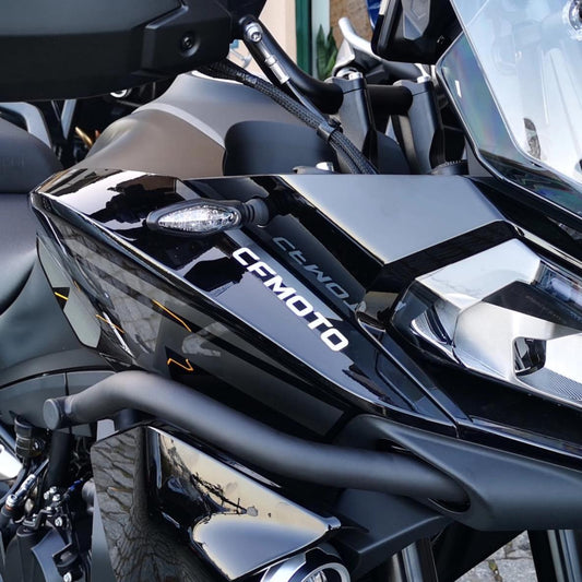 Autocolantes em vinil CFMOTO (Conjunto de 17 autocolantes) para ATV, UTV, moto, capacete, garagem