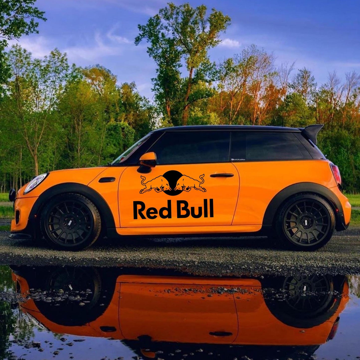 Conjunto de 2 autocolantes em vinil Red Bull – Autocolantes duráveis para carro, carrinha, janela e parede | Vinil Avery Dennison